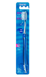 Oral-B Spazzolino Ortodontico Con Setole A V B11650-1