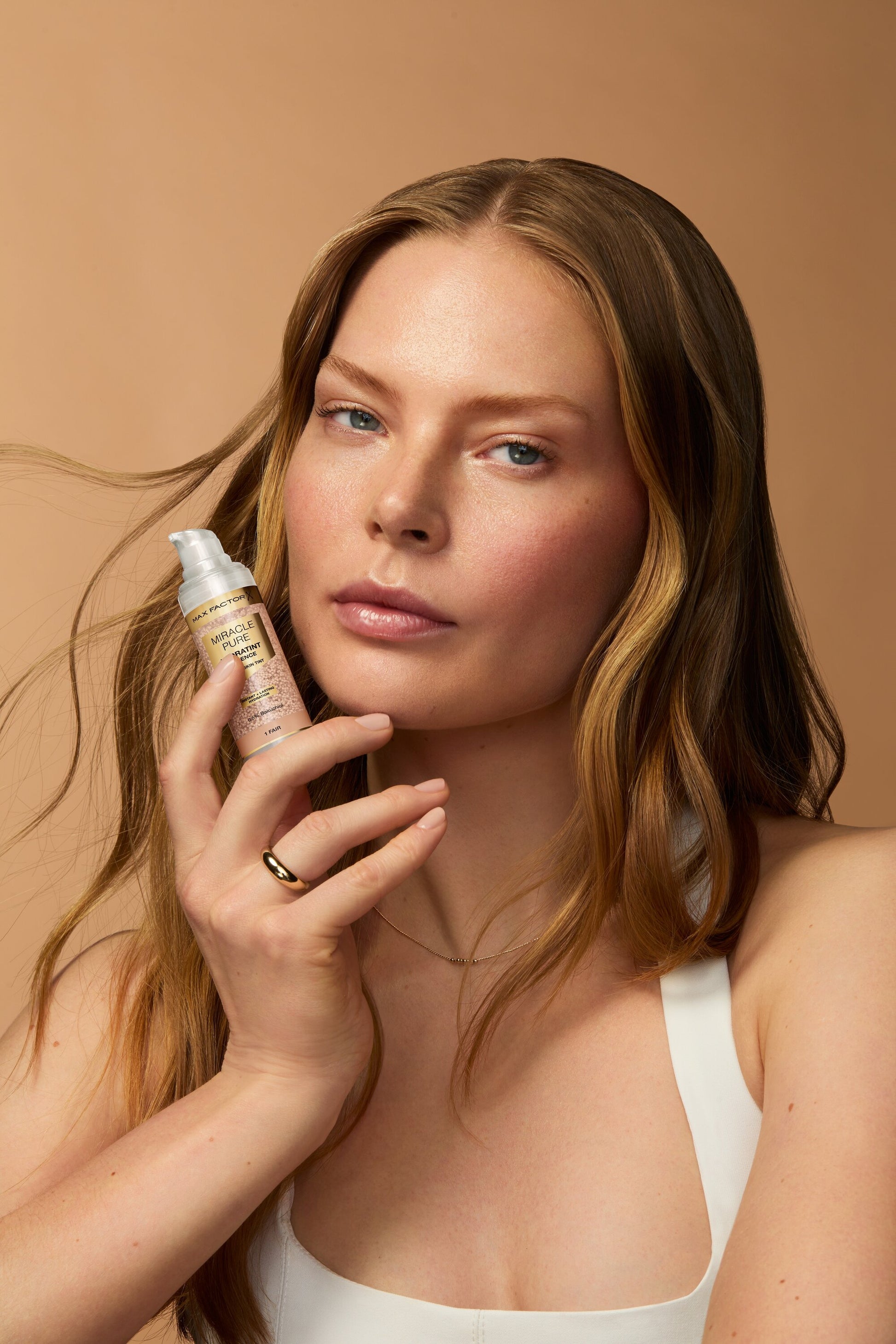 Max Factor Miracle Pure Hydratint Essence Fondotinta 5 Medium 30ml-5