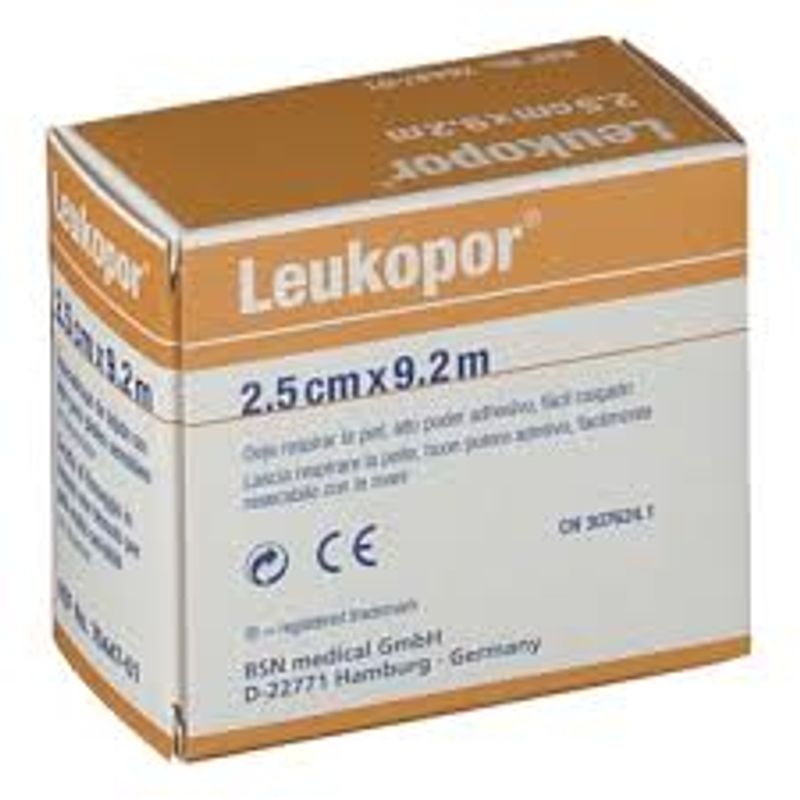 Leukopor Cerotto su roccheto in TNT 2,5 cm x 920 cm-1