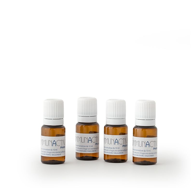Pharcos Immunactive sistema immunitario 15 flaconcini-1