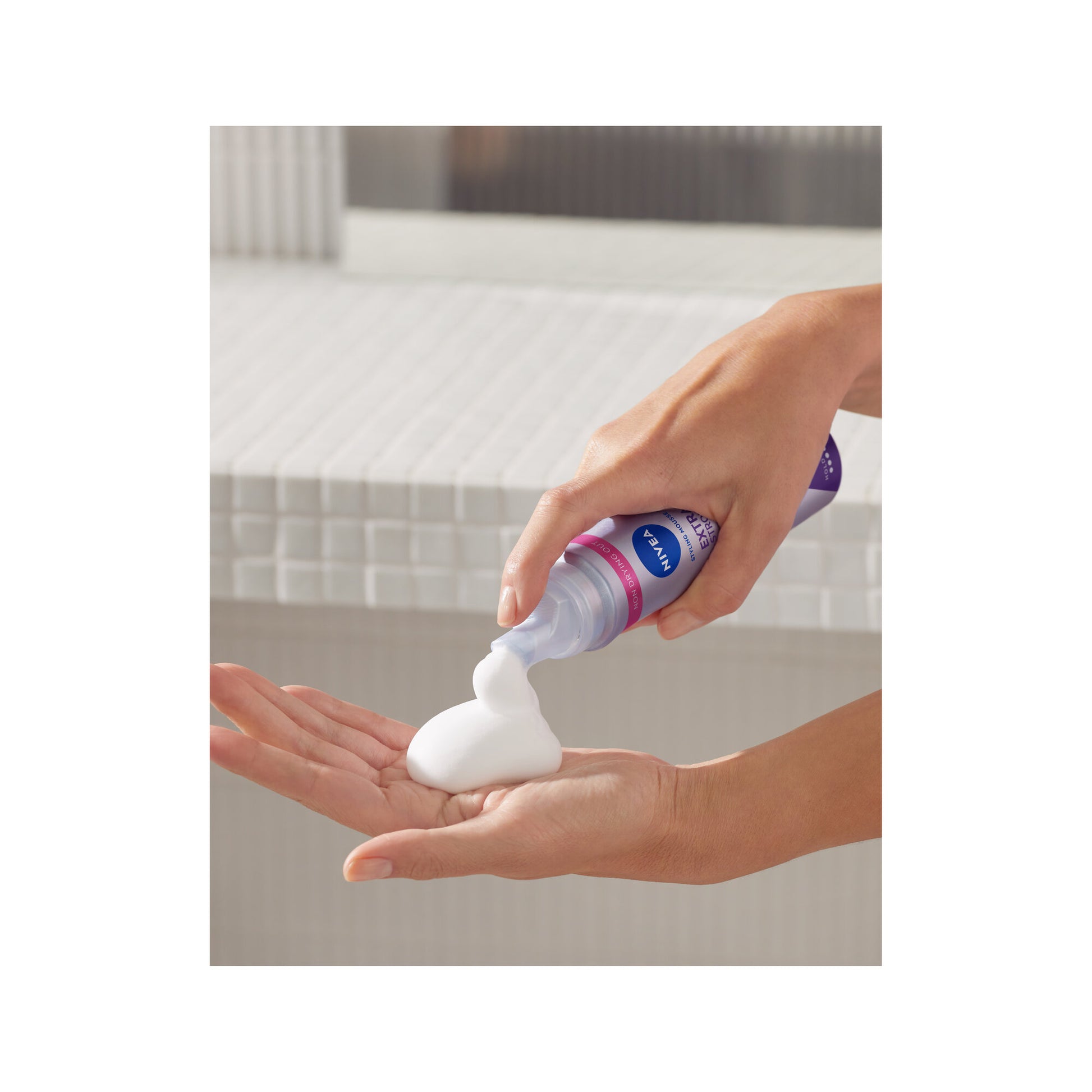 Nivea Styling Mousse Extra Strong Schiuma Per La Cura Capelli E Con Tenuta Extra Forte 150ml-3