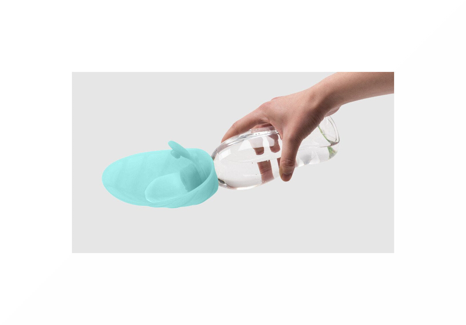 United Pets Leaf Dispenser Acqua Da Viaggio Silicone Colore Rosa Per Cani-3