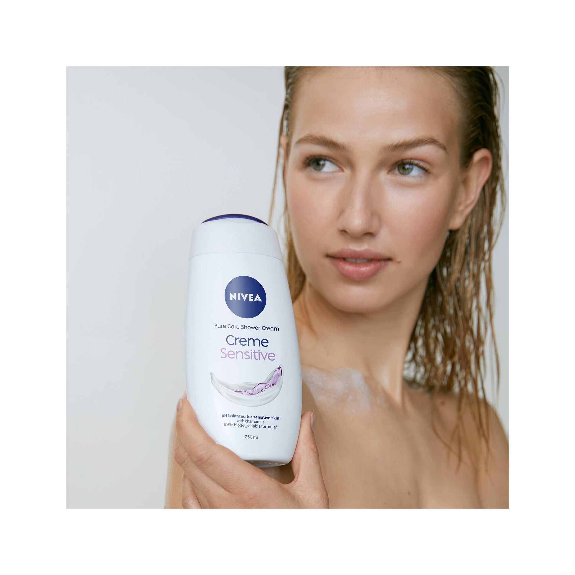 Nivea Bagnodoccia Creme Sensitive Bagnoschiuma in Crema Detergente Per Pelli Sensibili 250ml-4