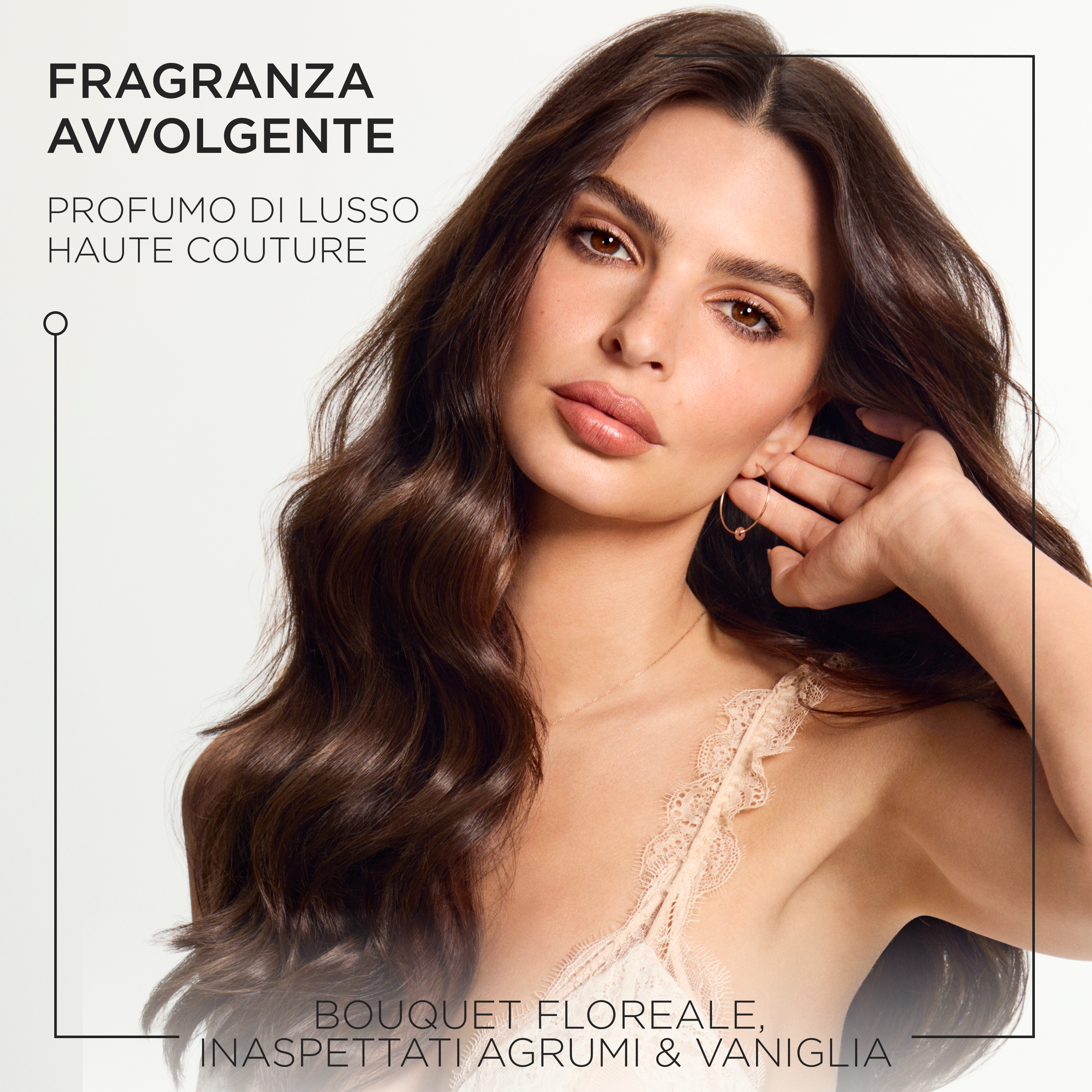 Kérastase Gloss Absolu Bain Ricaricabile Hydra-glaze per capelli tendenti al crespo 500ml