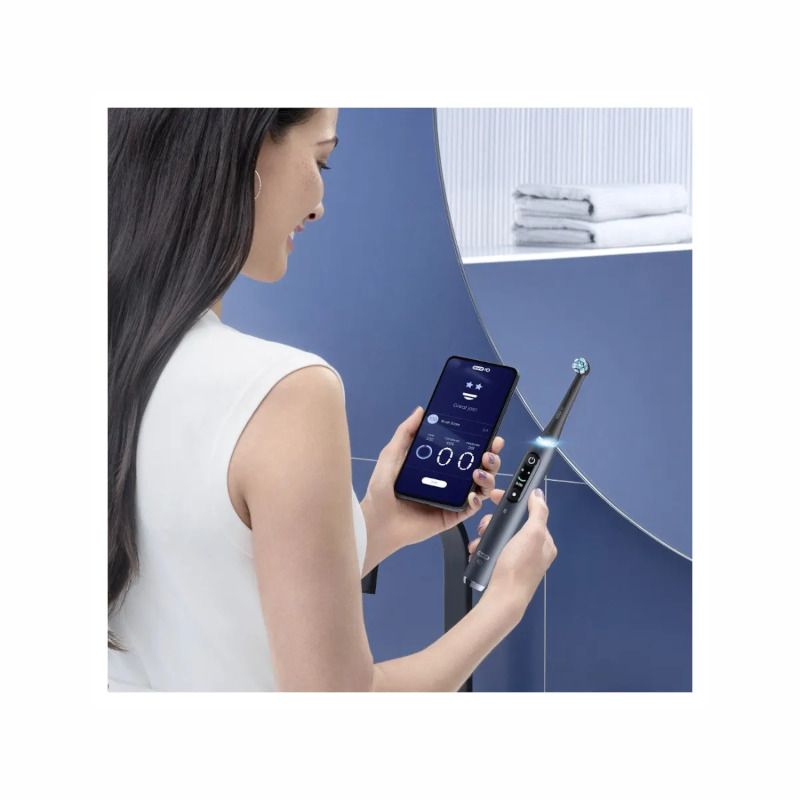 Oral-B iO 9 spazzolino elettrico ricaricabile colore nero + 2 testine di ricambio-8