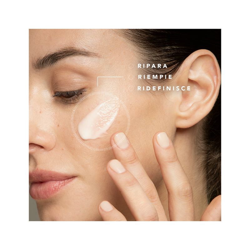 Somatoline SkinExpert Volume Effect Crema Viso Giorno 50ml-4