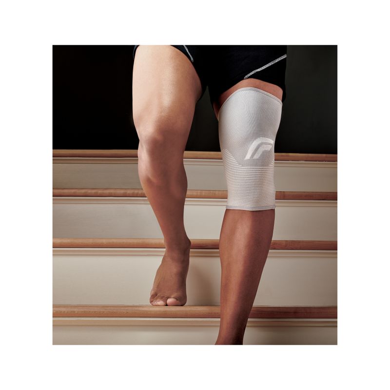 Futuro Supporto Per Ginocchio Comfort Taglia Small-6