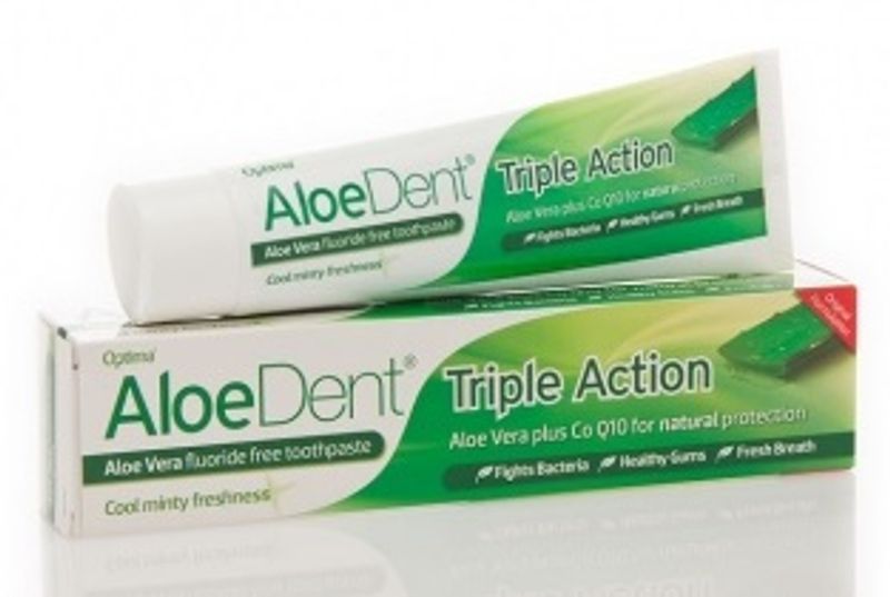 Optima AloeDent Triple Action Dentifricio Aloe Vera 100ml