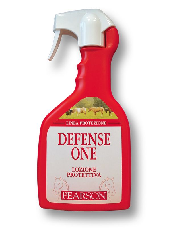 Image of Pearson Linea Protezione Defense One Lozione Protettiva spray per cavalli 700ml